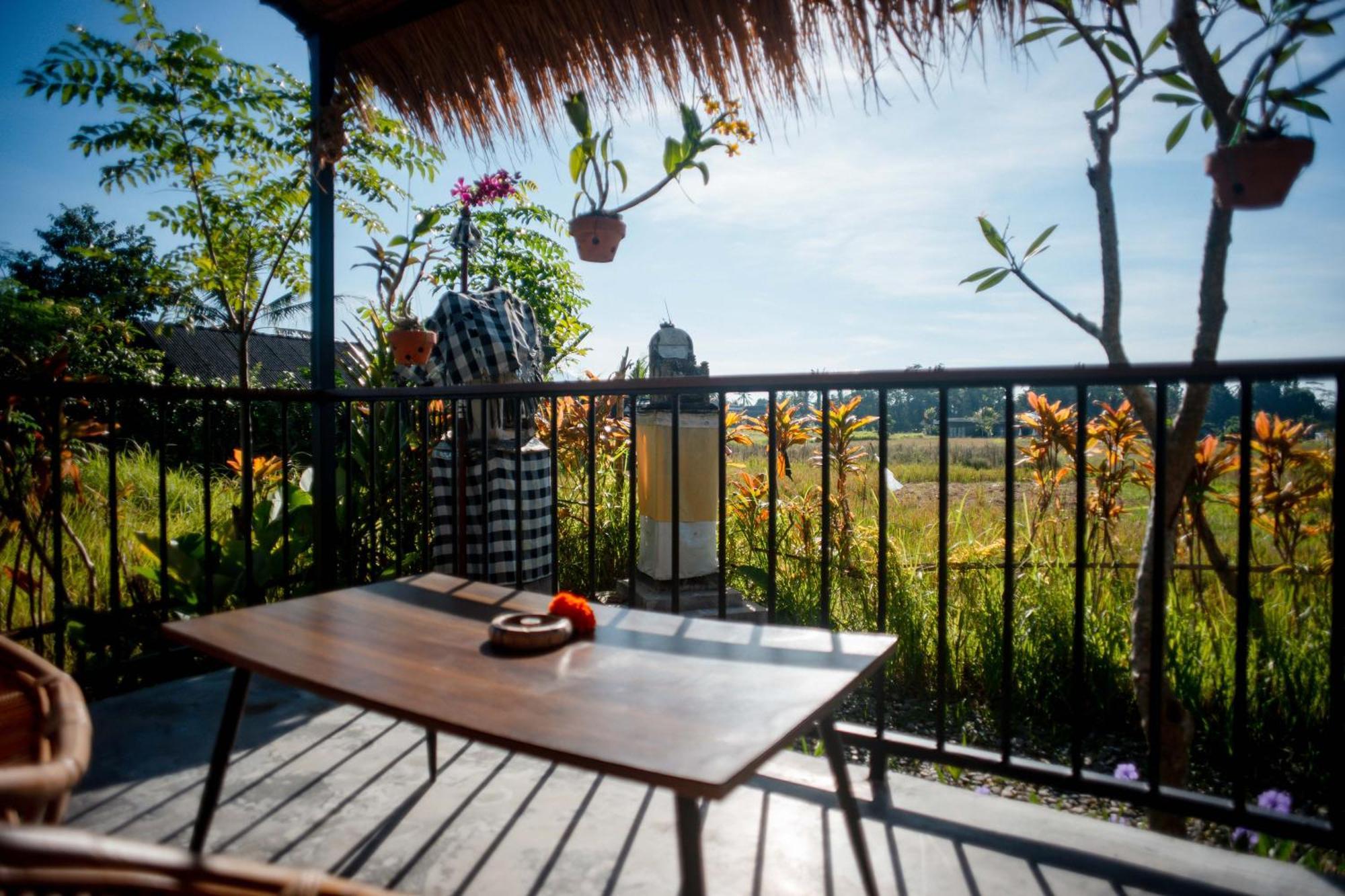 Nila Chandra Bungalows Ubud Exteriör bild